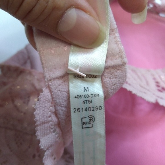 PINK from VS - Picture 10 of 11